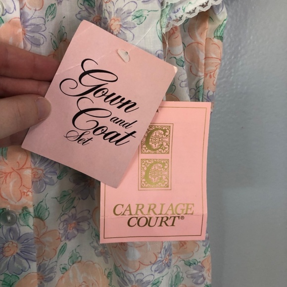 Carriage Court Vintage Floral Lace Nightgown and Coat Set Small - Picture 9 of 14